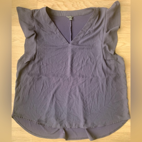 Tops - Ann Taylor Romantic Navy Sleeveless Blouse - size XL